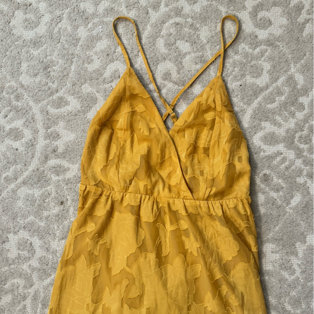 Lulus Philosophy of‎ Beauty Mustard Yellow Burnout Floral Midi Dress Size XS - Picture 9 of 13